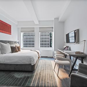 Studio con letto king size
